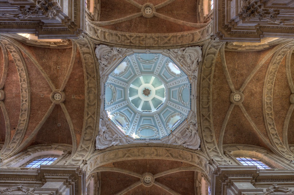 HDR kerkfotografie Sint-Servaasbasiliek Grimbergen basiliek basilica basilique kerk eglise bedevaart rooms katholiek religie religion bedevaartsoord